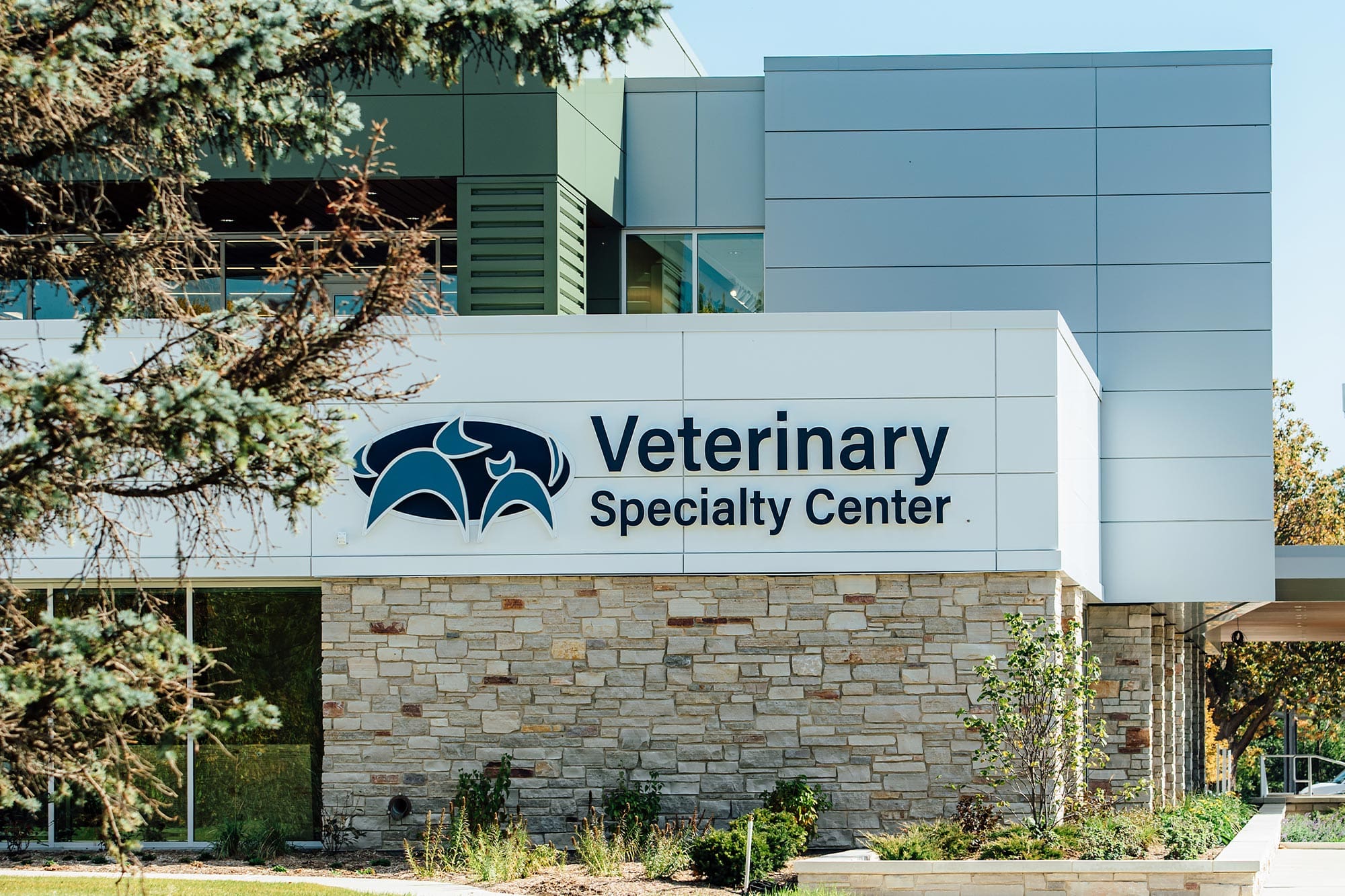 veterinary specialty center in bannockburn il exterior